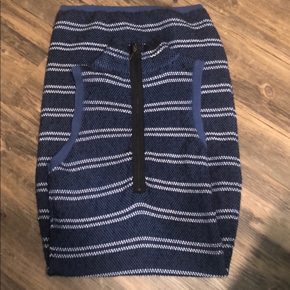 Mock Neck Sheath Midi Dress - Picture 3 of 3